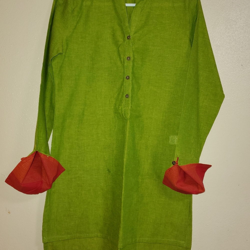 Tunic - Picture 2 of 9